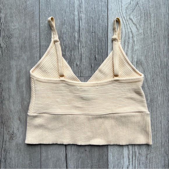 Forever 21 Seamless Surplice Cropped Cami | Size S/M - Picture 6 of 8